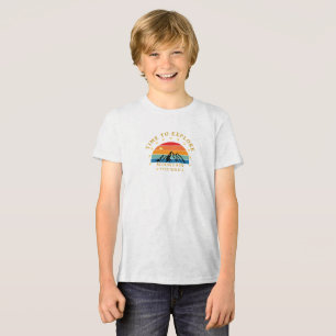 Time to Explore Mountain Shirt – Retro Hiking Tee
