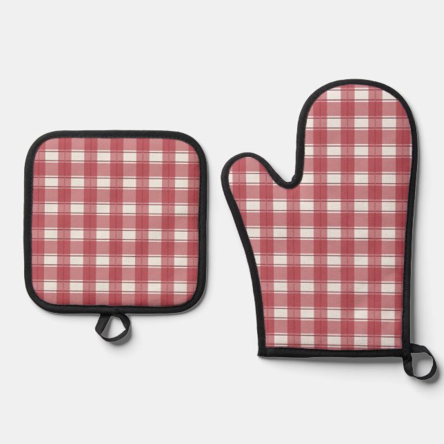 Timeless Plaid Red Oven Mitt & Pot Holder Set (Front)