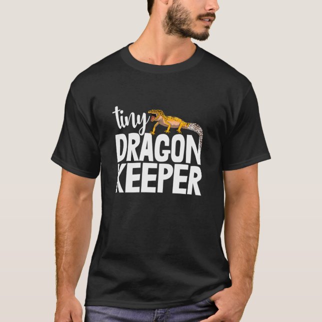 Tiny Dragon Keeper Gecko Funny Gecko Reptile Men T-Shirt (Front)