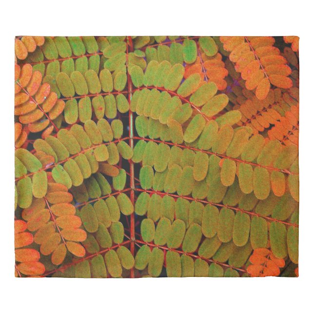 Tiny Leaves Pattern Duvet Cover (Front)