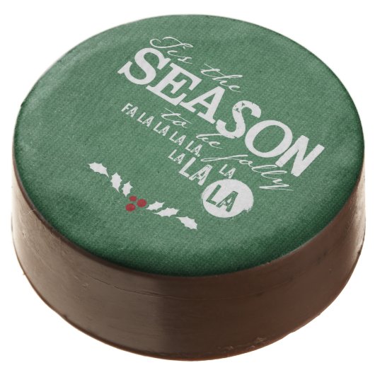 Tis the Season Christmas Quote (Green) Chocolate Covered Oreo (Angled)