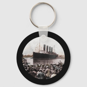 Titanic Leaving Southhampton Keychain