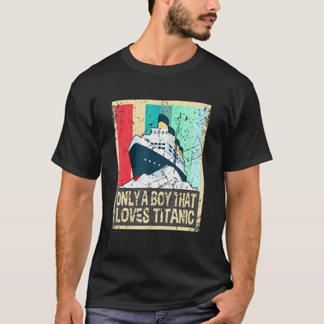 Titanic  Titanic Sinking Ship Wreck Toy Men Women  T-Shirt (Front)