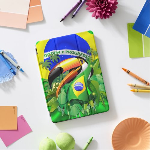 Toco Toucan with Brazil Flag  iPad Air Cover