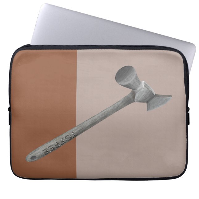 Toffee hammer illustration laptop sleeve (Front)