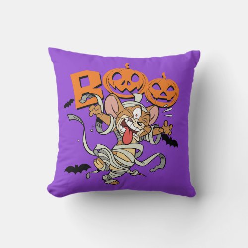 Tom  Jerry  Jerry is SO Scary Throw Pillow