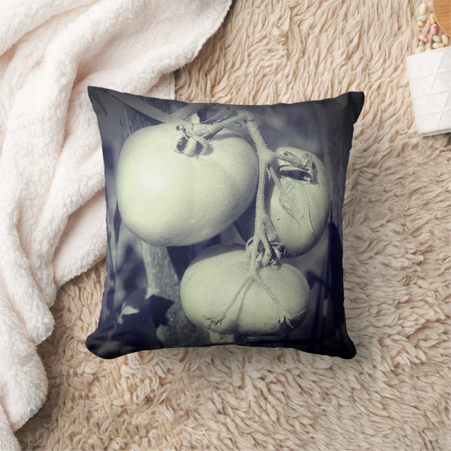 Tomatoes On The Vine Black And White   Throw Pillow (Blanket)