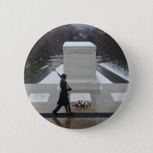 Tomb of the unknown soldier button