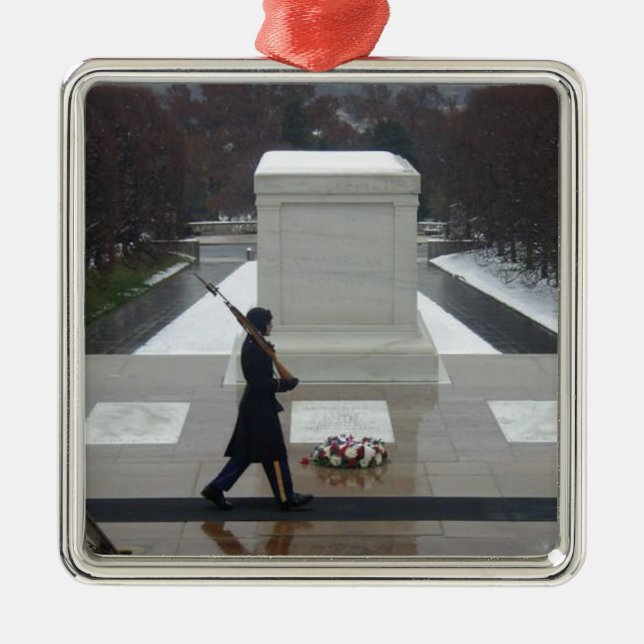 Tomb of the unknown soldier metal ornament (Front)