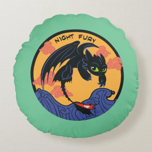 Toothless Night Fury Flying Over Ocean Waves Round Pillow