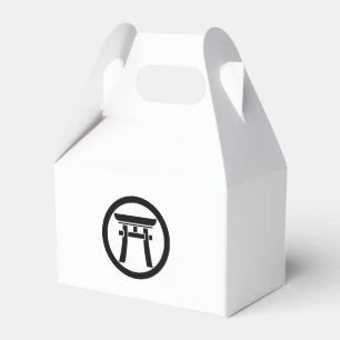 Torii in a circle favor boxes