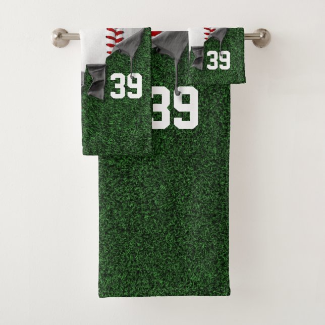 Torn Baseball Bath Towel Set (Insitu)