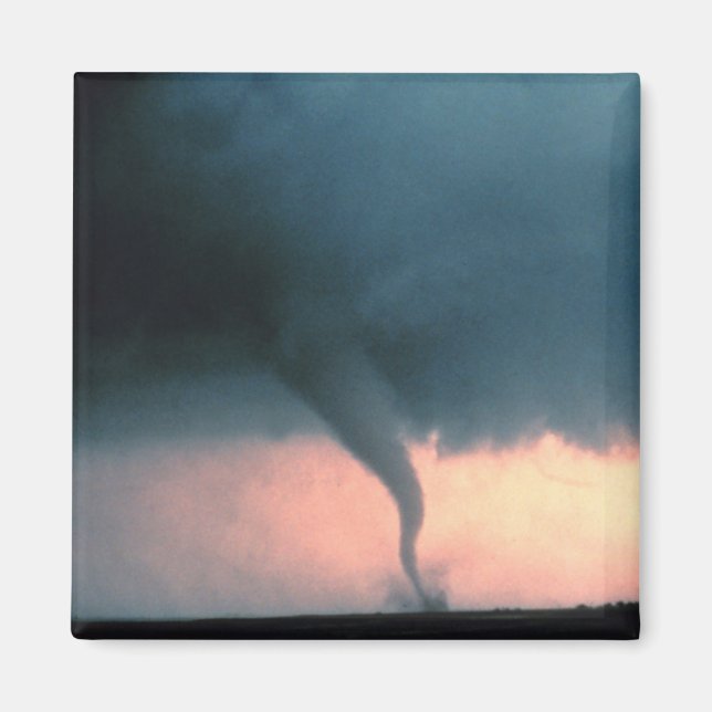 Tornado Magnet (Front)