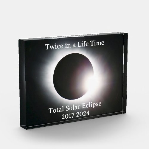 Total solar eclipse 2017 2024 photo block