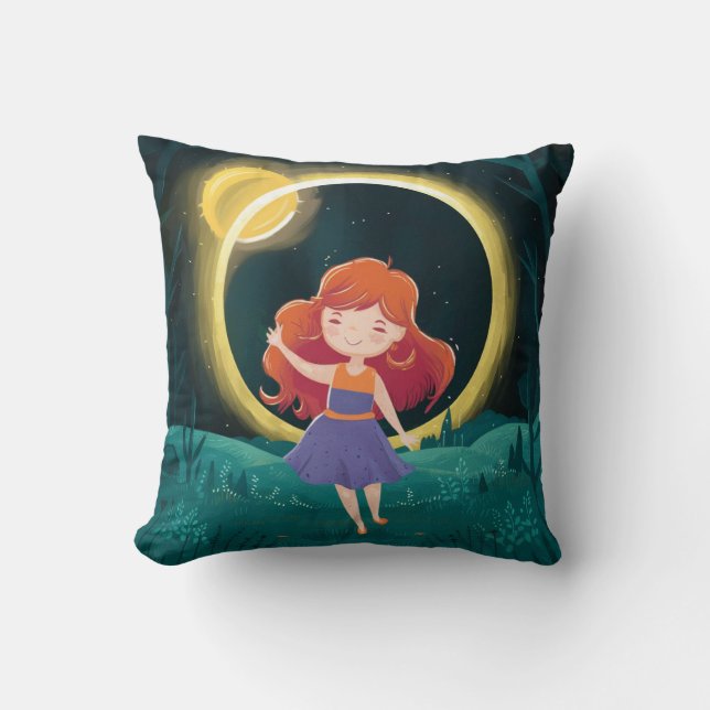 TOTAL SOLAR ECLIPSE OHIO APRIL THROW PILLOW (Front)