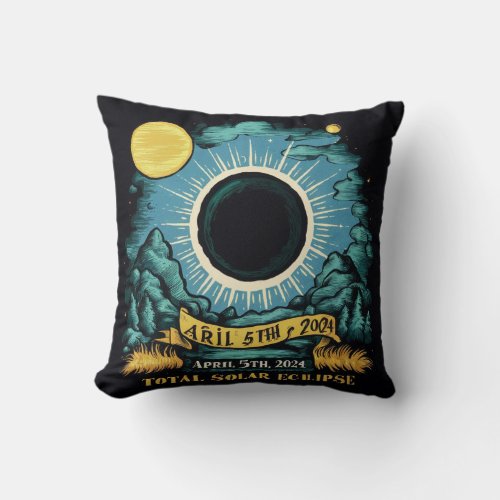 TOTAL SOLAR ECLIPSE OHIO APRIL THROW PILLOW