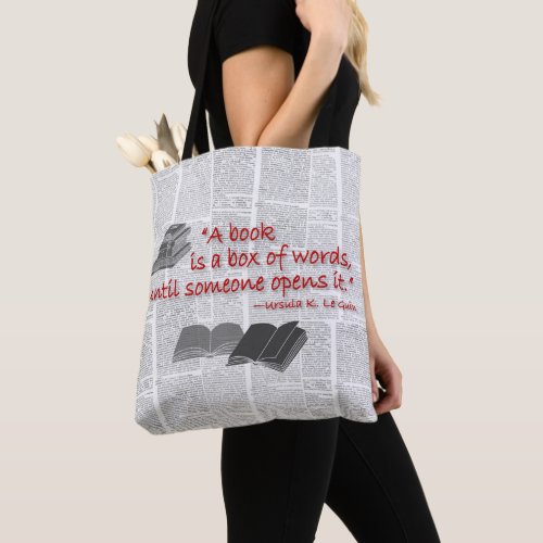 tote bag with book lovers quote