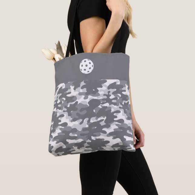 Tote Gray Camo (Close Up)