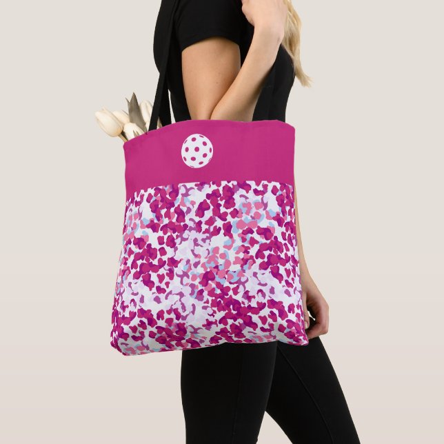 Tote Pink Camo 2 Bag (Close Up)