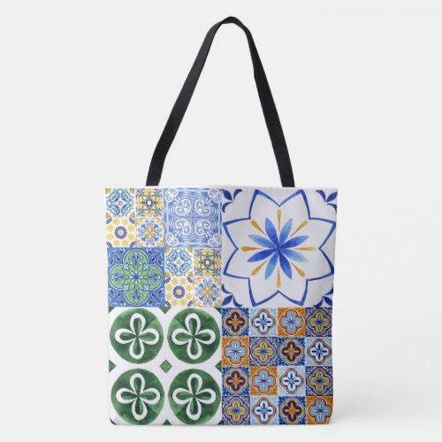 Tote with pictures of Portuguese tiles