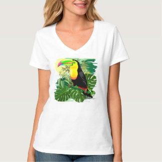 Toucan in Green Amazonia Rainforest T-Shirt