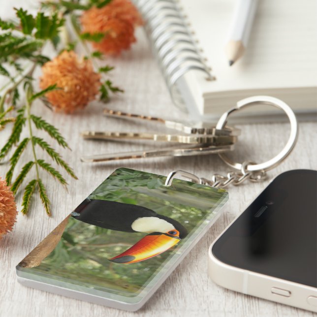 Toucan on tree branch keychain (Front Right)