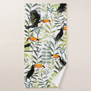 Toucans in green leaves and branches seamless patt bath towel