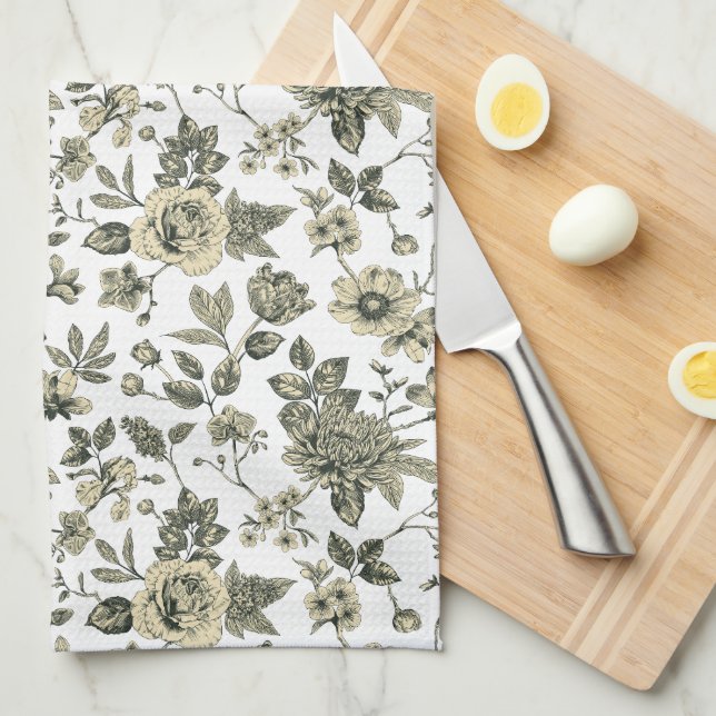 Touch of Elegance Garden Toile Kitchen Towel (Quarter Fold)