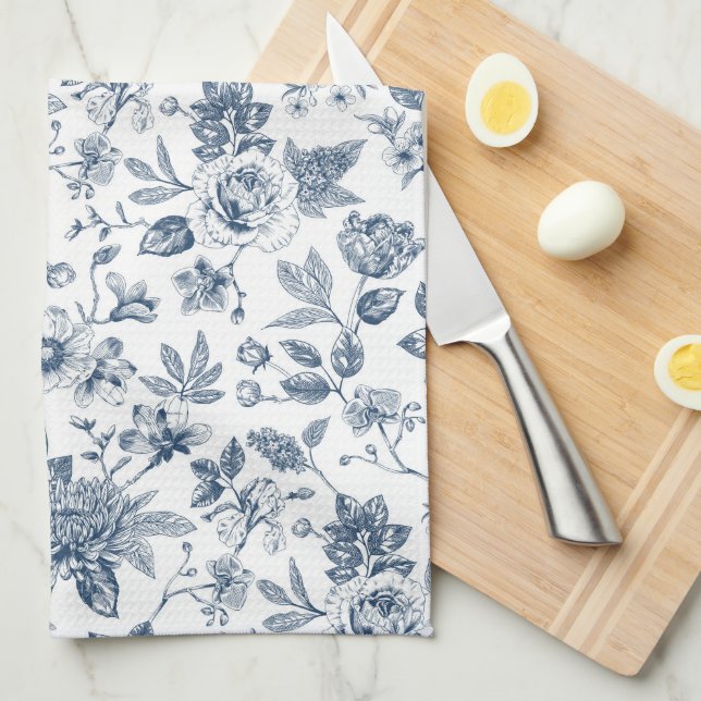 Touch of Elegance Garden Toile Kitchen Towel (Quarter Fold)