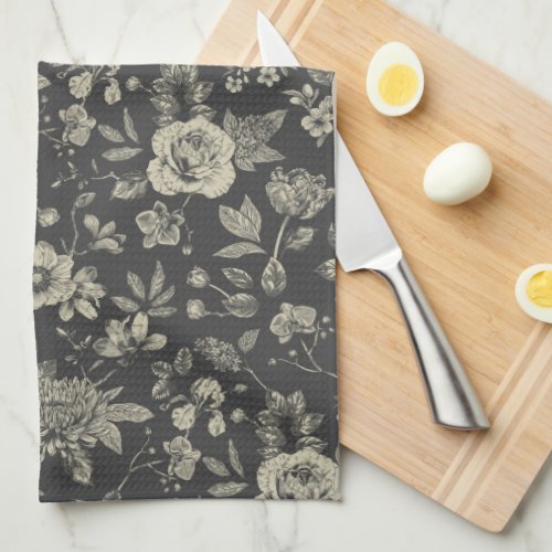 Touch of Elegance Garden Toile Kitchen Towel