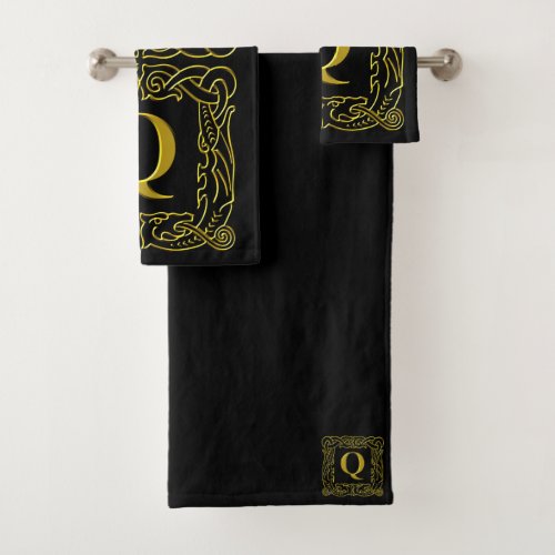 Towel Set _ Monogram Q _ Celtic Dragon Frame