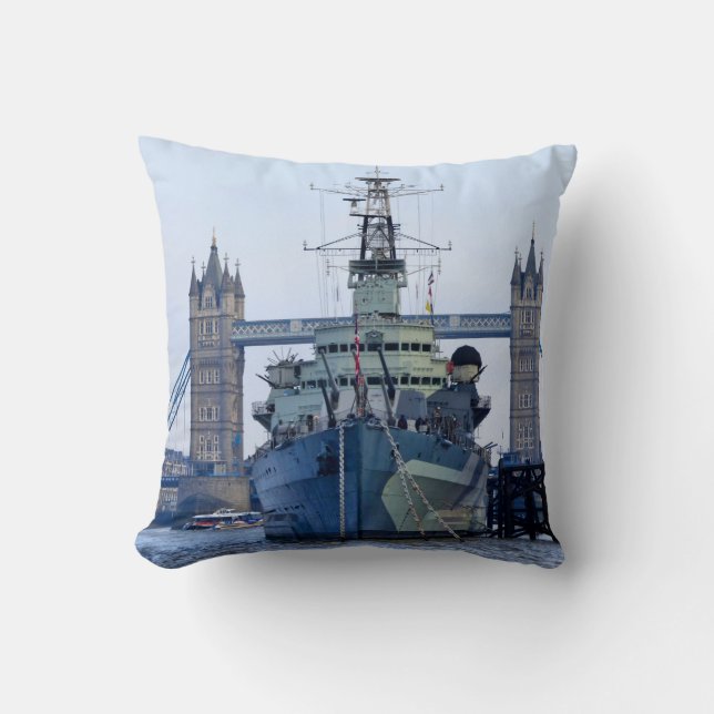 Tower Bridge London. Throw Pillow (Front)