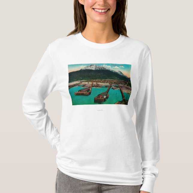 Town View of Skagway, AlaskaSkagway, AK T-Shirt (Front)