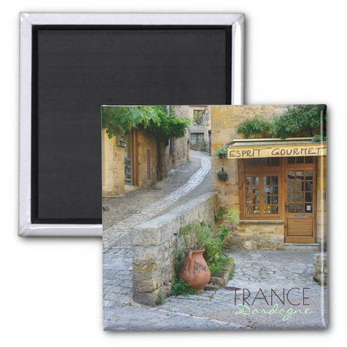 Townscape in Dordogne France text magnet