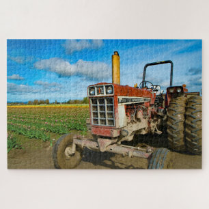 Tractor in the Tulip Fields Jigsaw Puzzle