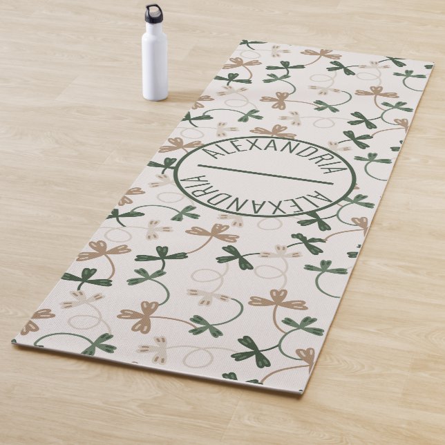 Traditional Celtic Pattern Customized Name Yoga Mat (In Situ)