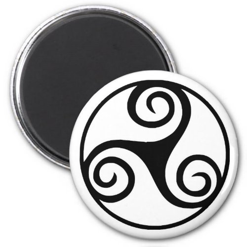 Traditional Celtic Triskele Design  Magnet