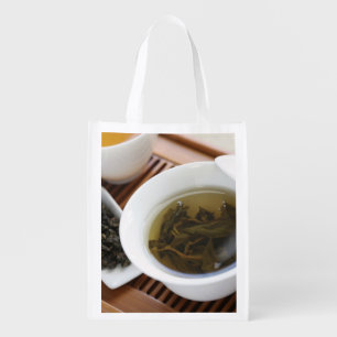 Traditional Chinese tea ceremony: oolong tea Reusable Grocery Bag