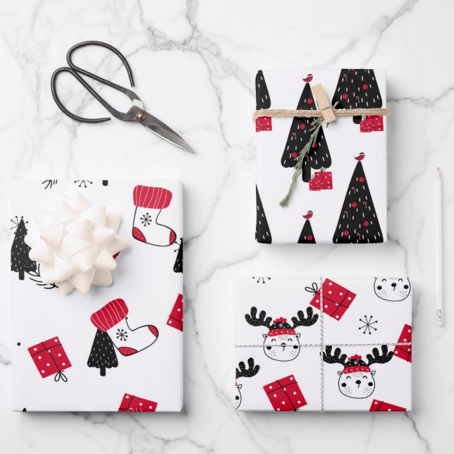 Traditional Christmas Wrapping Paper Sheets (Front)