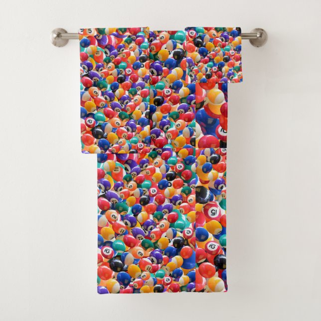Traditional Eightball Colors Bath Towel Set (Insitu)