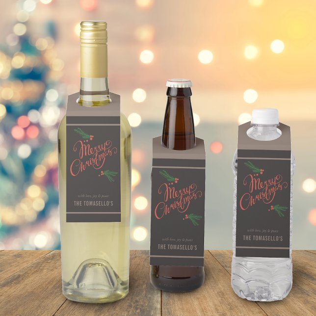 Traditional Merry Christmas Holly Berries Bottle Hanger Tag (Traditional Merry Christmas Holly Berries Bottle Hanger Tag)