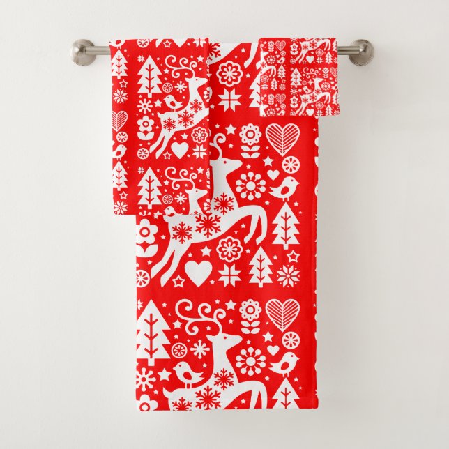 Traditional Nordic Christmas Decor Bath Towel Set (Insitu)