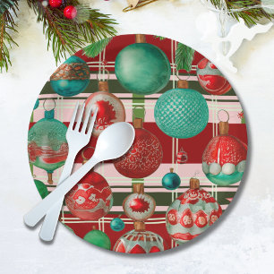 Traditional Red Green Plaid Holiday Paper Plates