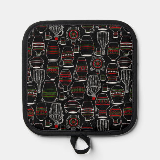 Traditional Romanian Pitchers (Color/Black) Pot Holder