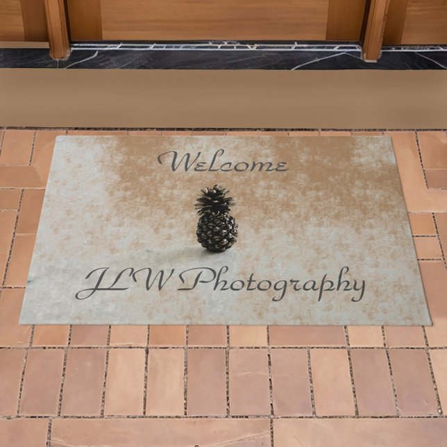 Traditional Welcome Pineapple Customizable Doormat (Creator Uploaded)