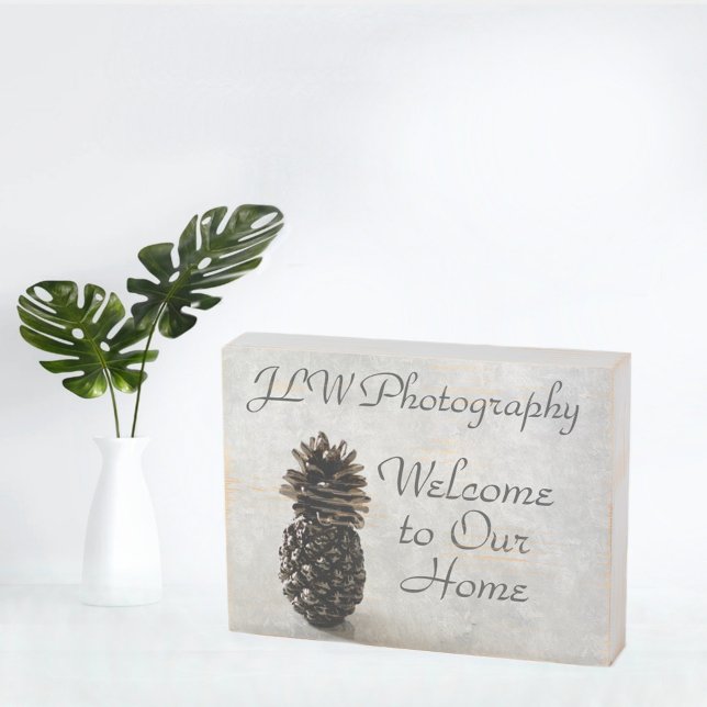 Traditional Welcome Pineapple Wooden Box Sign (Creator Uploaded)