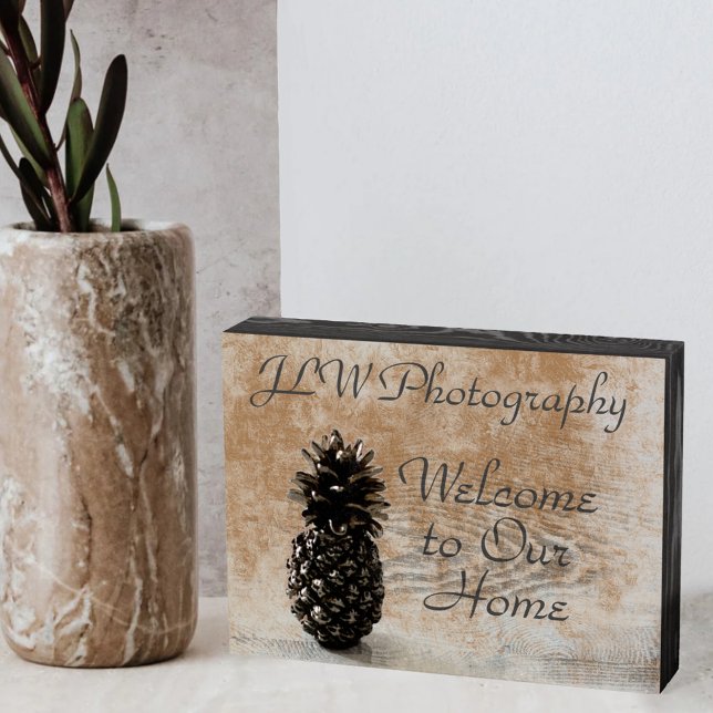 Traditional Welcome Pineapple Wooden Box Sign (Creator Uploaded)