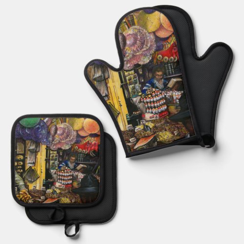 Traditions of Ancient Commerce Jerusalem Oven Mitt  Pot Holder Set