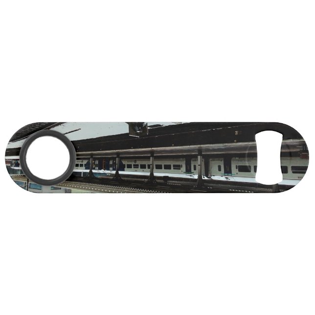 Train , at the station bar key (Front (Horizontal))