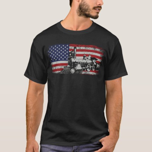 Train Locomotive Steam Train American Flag T_Shirt